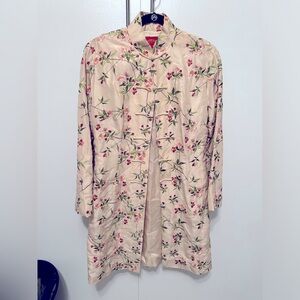 Beautiful Shanghai Tang 100% Silk Jacket US12 but fits S/M Excellent Condition